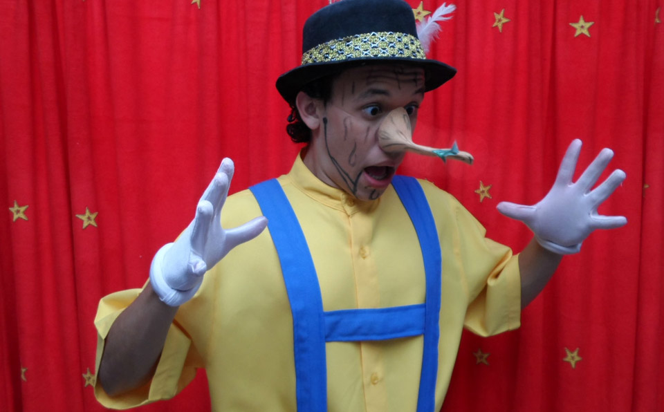 “Teatrinho no Atrium"traz edição especial para o dia dos pais 1 atrium teatrinho
