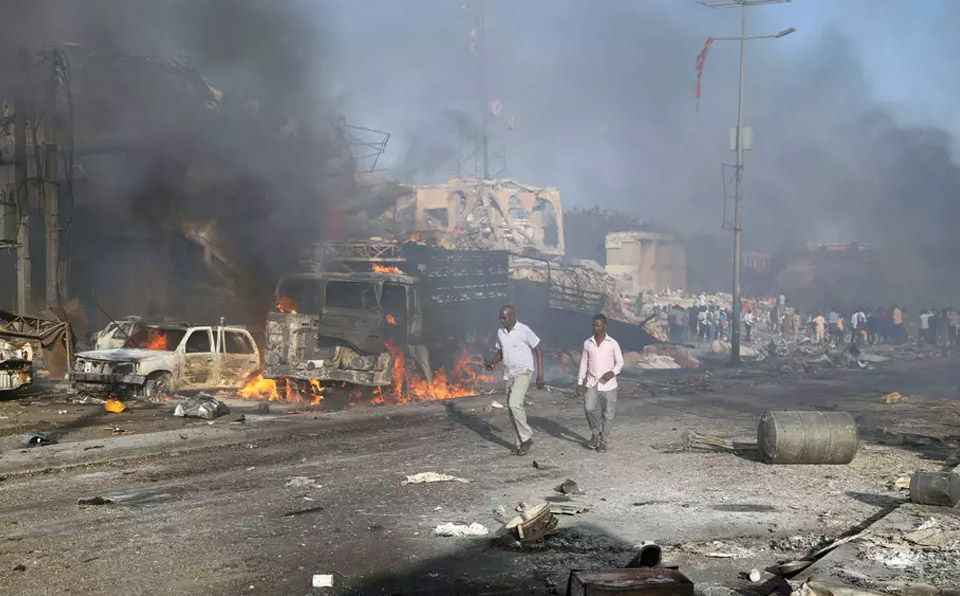 Número de mortos em pior ataque na Somália passa de 300 2 atentado na somalia