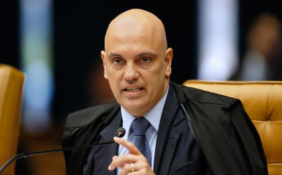 STF determina que votação sobre afastamento de Aécio Neves será aberta 2 politica alexandre moraes