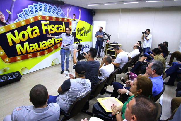 Prefeito Atila lança Nota Fiscal Mauaense 1 NOTA FISCAL MAUAENSE
