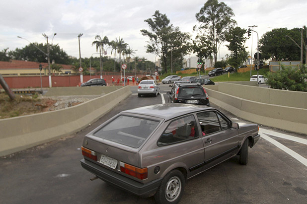 Ponte da avenida dos Estados, na altura da rua dos Alpes, é liberada para veículos 1 Ponte da avenida dos Estados na altura da rua dos Alpes é liberada para veículos