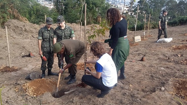 Jovens do Tiro de Guerra de Santo André são certificados como agentes ambientais comunitários 1 Jovens do Tiro de Guerra de Santo André são certificados como agentes ambientais comunitários