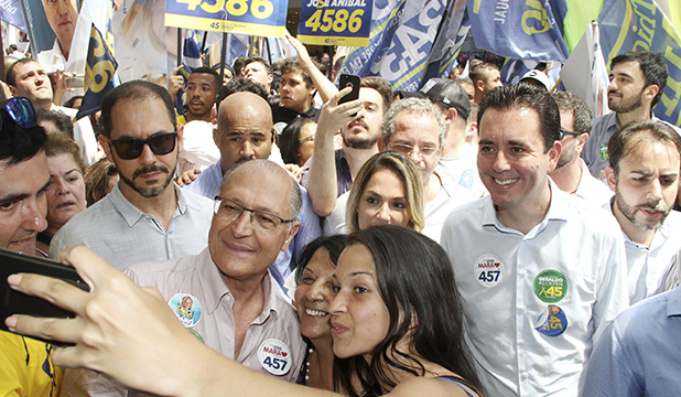 Em Santo André, prefeito Paulo Serra faz ação com Geraldo Alckmin 1 Em Santo André prefeito Paulo Serra faz ação com Geraldo Alckmin