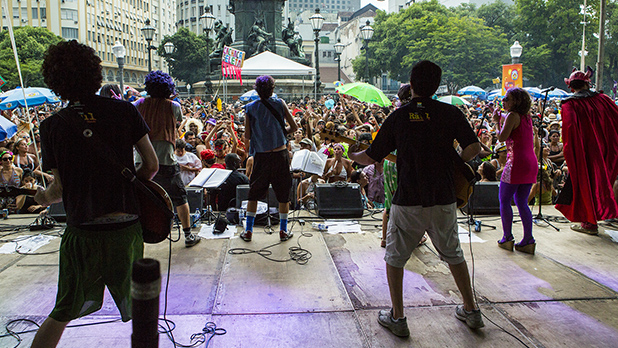 'O Carnaval Não tem Fim' apresenta Bloco Toca Rauuul e Acadêmicos do Baixo Augusta 4 O Carnaval Não tem Fim