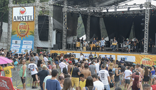 Inimigos da HP agitam o público no segundo dia do Festival de Verão do Riacho Grande 1 Inimigos da HP agitam o público no segundo dia do Festival de Verão do Riacho Grande
