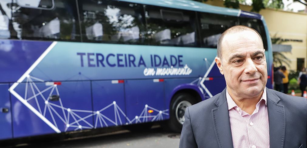 Terceira Idade de São Caetano ganha ônibus para passeios culturais e novas cozinhas 1 Terceira Idade de São Caetano ganha ônibus para passeios culturais e novas cozinhas3