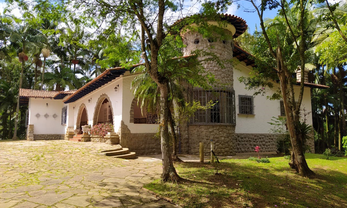 Ribeirão Pires reabre parques municipais para visitação a partir deste sábado (01/05) 2 Locais funcionarao de terca a domingo das 9h as 17h com limite de 25 da capacidade total seguindo medidas de seguranca estabelecidas pelo Plano Sao Paulo do Governo do Estado