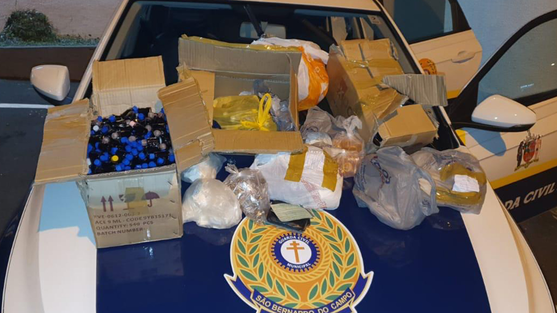 GCM de São Bernardo acaba com aglomerações, fecha 29 estabelecimentos e faz grande apreensão de drogas 1 GCM de Sao Bernardo acaba com aglomeracoes fecha 29 estabelecimentos e faz grande apreensao de drogas2