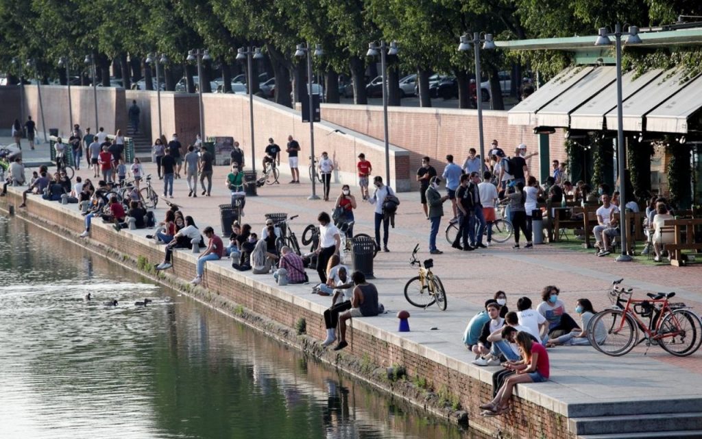 Itália e Espanha suspendem exigência de máscaras em locais públicos 1 Itália e Espanha suspendem exigência de máscaras em locais públicos