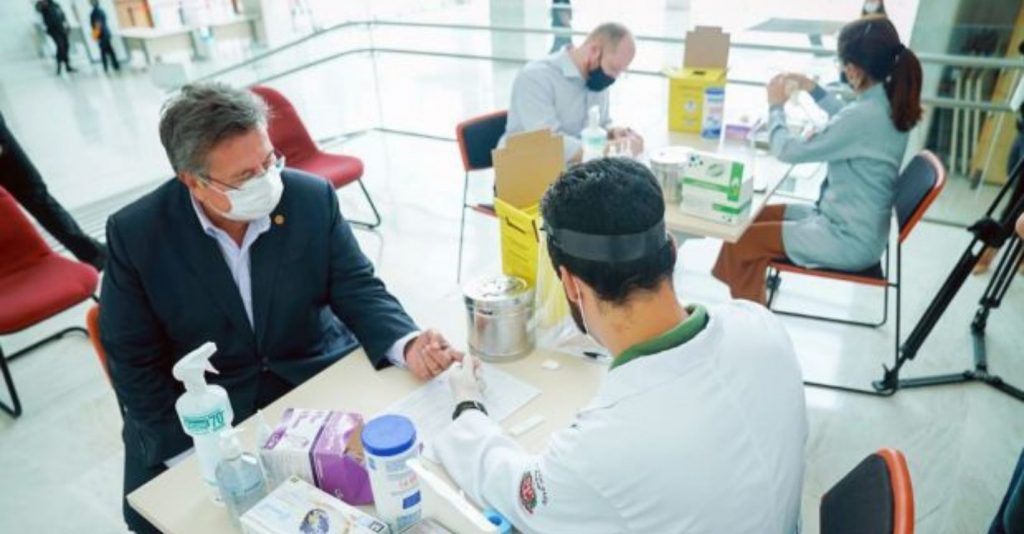 ALESP inicia testagem rápida da Covid-19 em funcionários 1 Assembleia Legislativa de São Paulo inicia testagem rápida da Covid-19 em funcionários