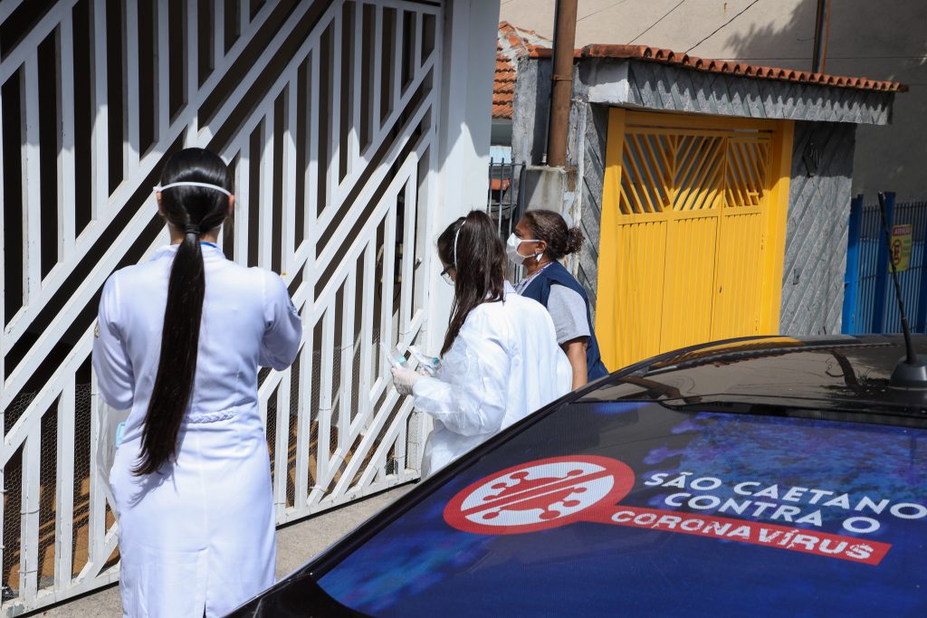 Disque Coronavírus, de São Caetano, é reconhecido pela OMS como ação de excelência no combate à pandemia 2 Equipe na residencia