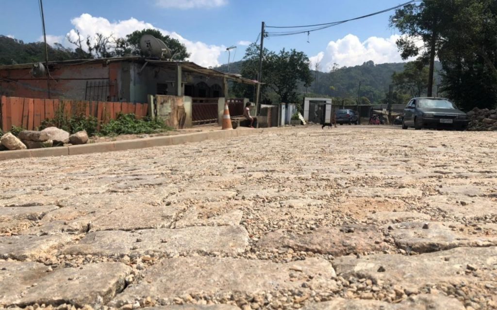 Prefeitura de Rio Grande oficializa entrega obra de pavimentação da Rua Roseira, no Parque América 2 Prefeitura de Rio Grande oficializa entrega obra de pavimentação da Rua Roseira, no Parque América