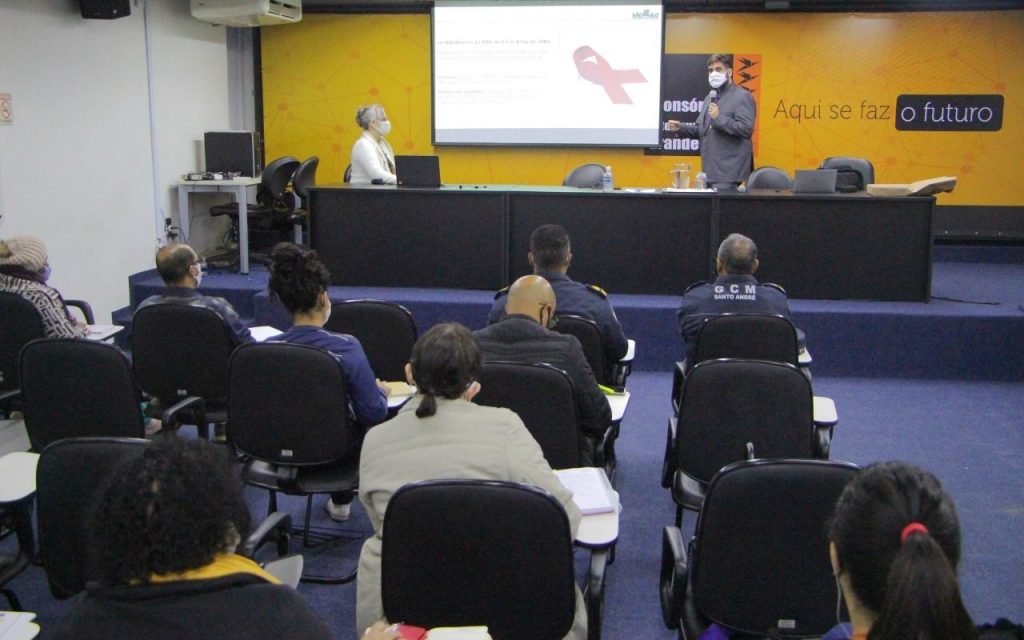 Consórcio ABC promove capacitação para ouvidoria de combate à LGBTfobia 1 Consórcio ABC promove capacitação para ouvidoria de combate à LGBTfobia