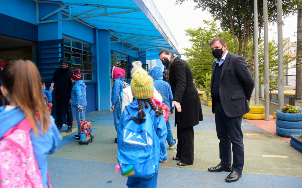 Em São Bernardo, 1º dia de aula da rede municipal registra alta presença de alunos 2 20210802 205324 0000