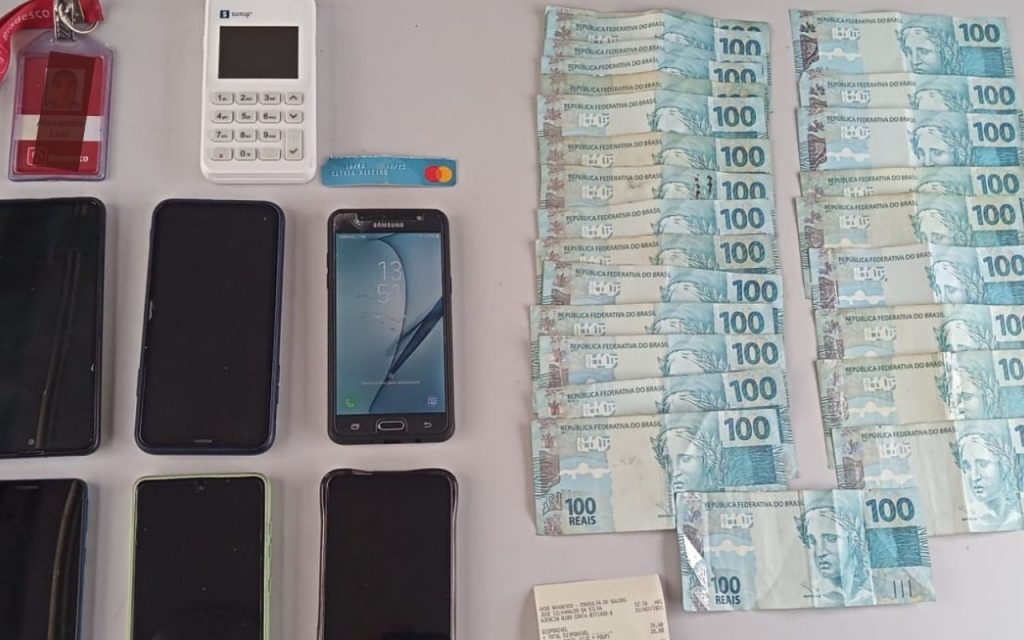 Polícia Militar prende três indivíduos por furto em agência bancária 1 0001 7023405567 20210901 010107 0000