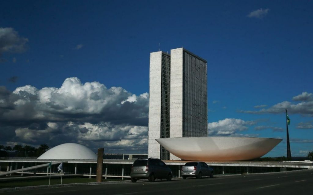 Covid-19: Câmara aprova mudanças no calendário escolar até fim do ano 1 Covid-19: Câmara aprova mudanças no calendário escolar até fim do ano