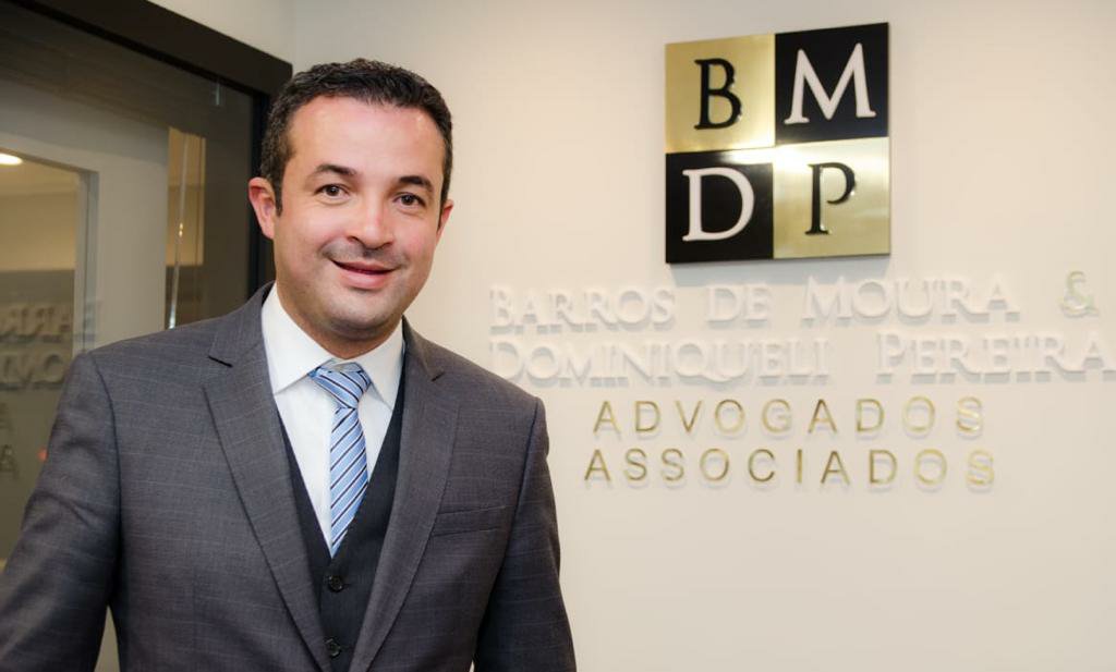 Escritório de advocacia do ABC projeta atuação nacional e lança canal no Youtube para comemorar 10 anos de atuação 1 bmdp eduardo moura 2142438843068443045.