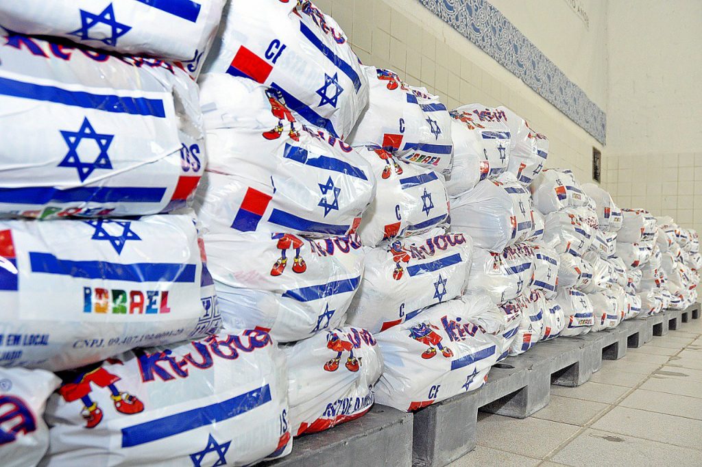 Santo André recebe doação de 200 cestas básicas do Consulado de Israel 3 doaC3A7C3A3ocestasbC3A1sicas consuladoisrael foto angelobaima psa287293780890519167884449.