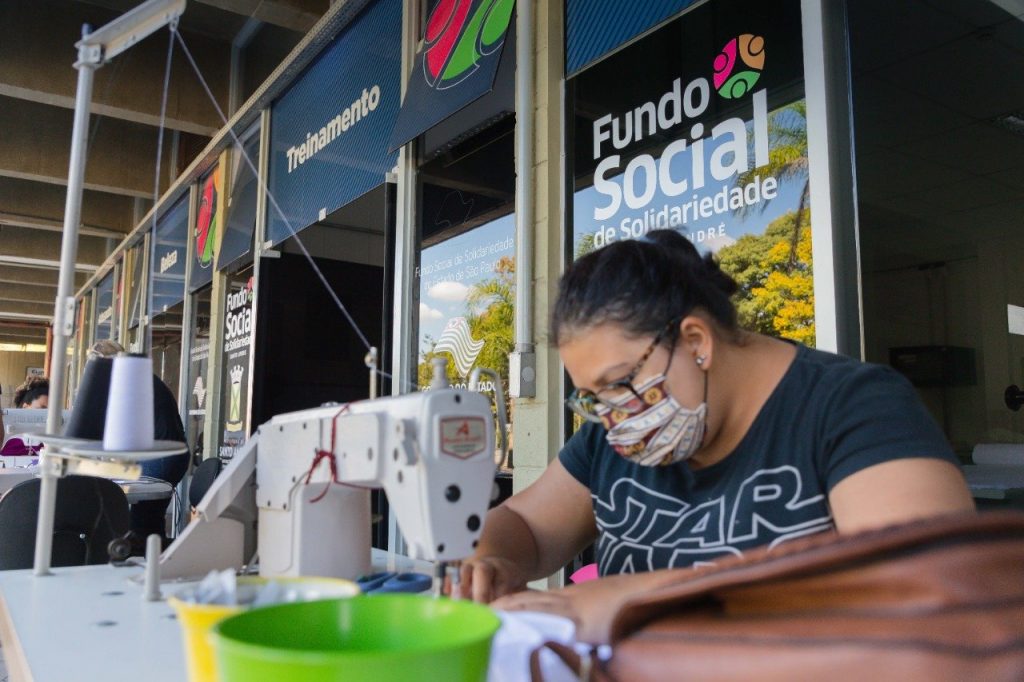 Santo André abre inscrições para segunda fase do programa Costurando com Amor 1 programacosturandocomamor foto alexcavanha psa28329281297801546926607075563.