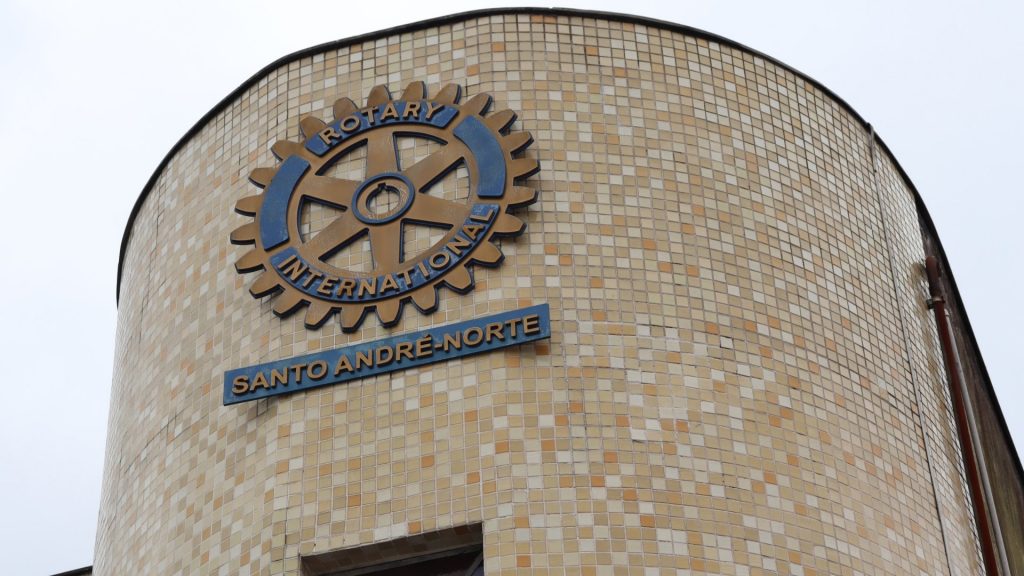 Rotary Santo André Norte faz homenagem de honra ao mérito para colaboradores da gestão 2020/2021 1 20210423 125908 00006045883878813075006