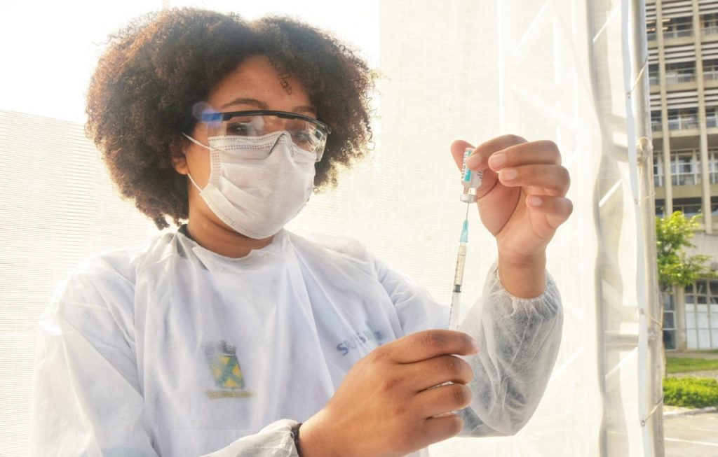 Santo André bate recorde de imunização e aplica 9.404 doses de vacina contra a Covid-19 em um único dia 2 vacinaC3A7C3A3o60a62anos foto angelobaima psa28129281295602776995705593286.