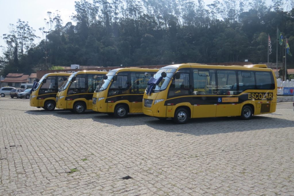 Educação de Ribeirão Pires adquire 4 novos ônibus 1 Iniciativa visa a renovação da frota escolar