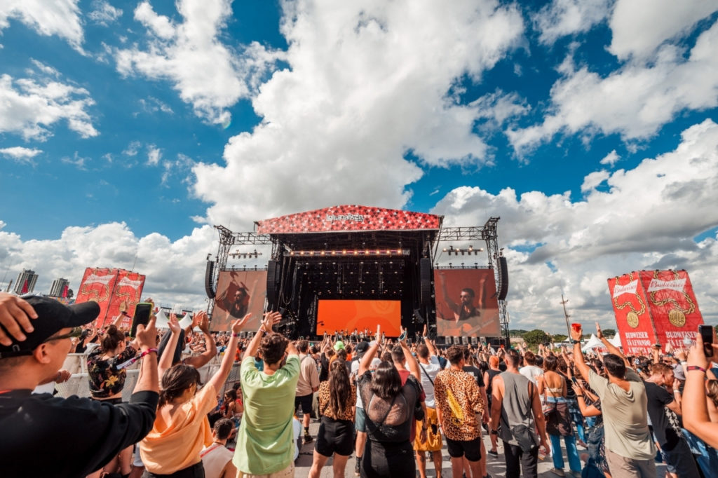 Lollapalooza Brasil inicia venda de ingressos para o público em geral 1 Lollapalooza Brasil inicia venda de ingressos para o público em geral