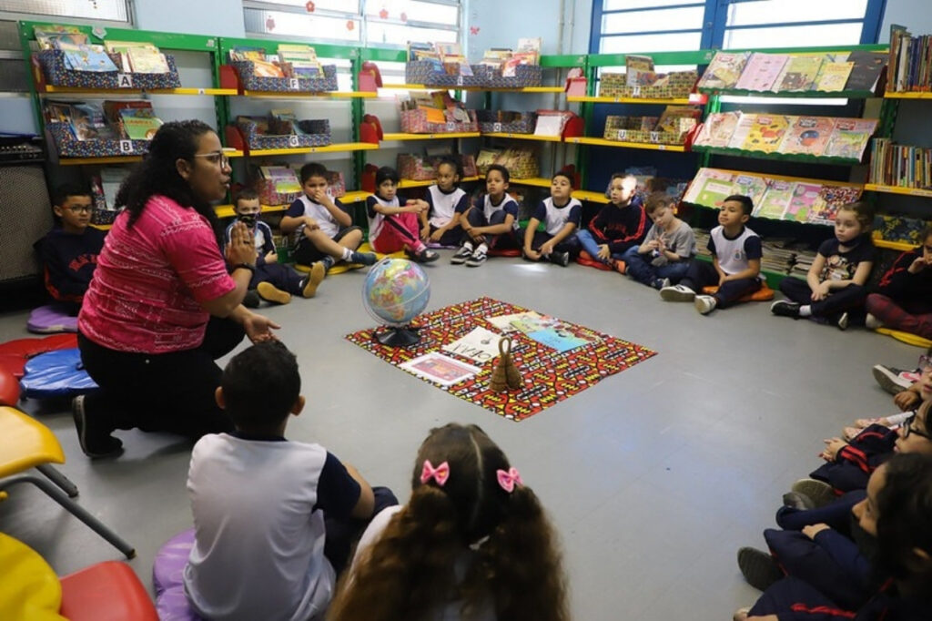 Escolas de Diadema passam a ter aula de cultura afro-brasileira e indígena