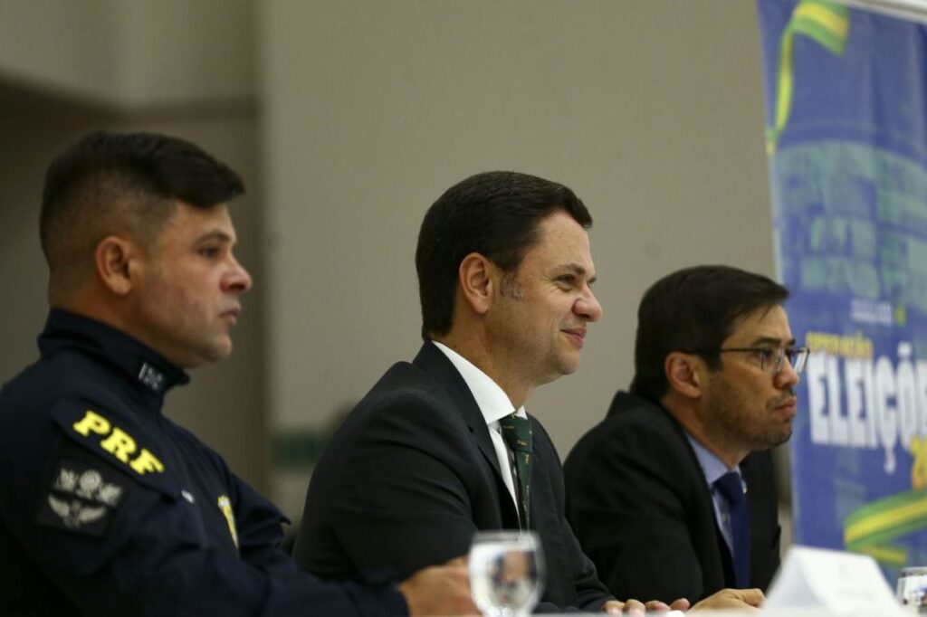 “Estamos preparados para o segundo turno”, diz ministro da Justiça 1 “Estamos preparados para o segundo turno”, diz ministro da Justiça