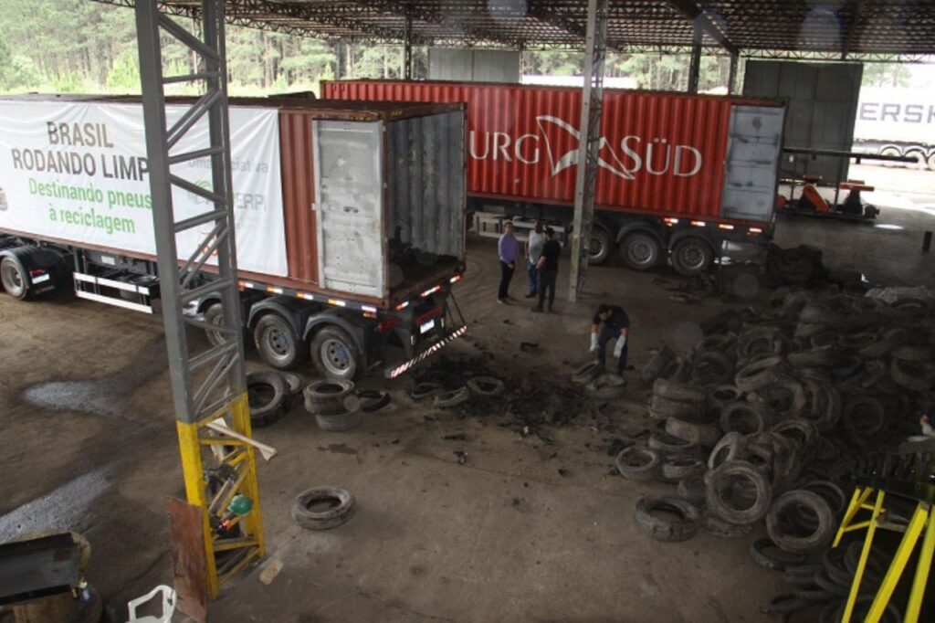 Mais de 100 toneladas de pneus descartados na Região Amazônica são reciclados
