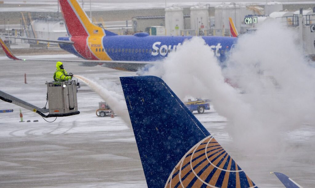 Tempestade de inverno ameaça viagens de milhões de norte-americanos 1 Tempestade de inverno ameaça viagens de milhões de norte-americanos