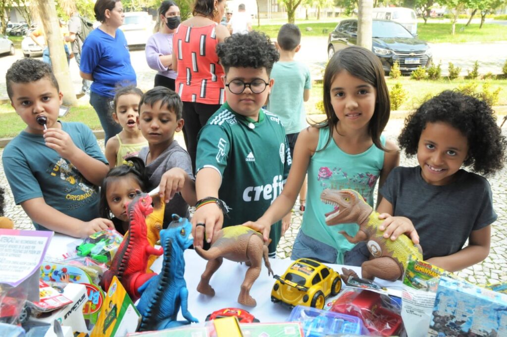 Santo André entrega 8 mil brinquedos a crianças em situação de vulnerabilidade