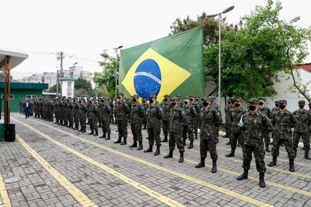 Comando do Exército Brasileiro convoca reservistas que prestaram