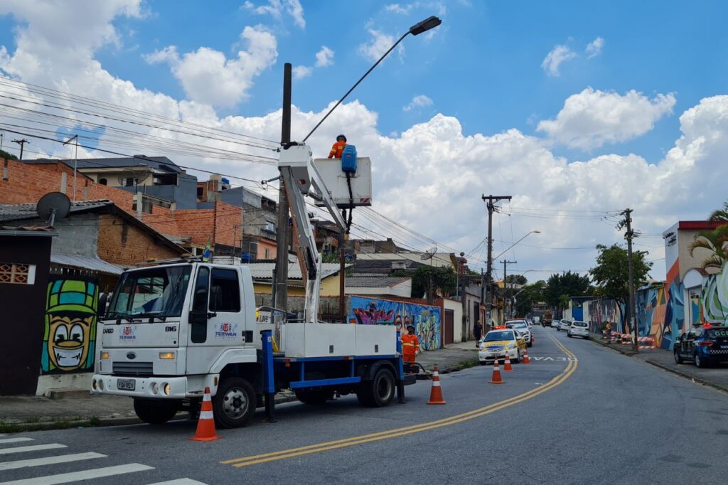Santo André alcança modernização da iluminação pública em 60% da cidade 1 Santo André alcança modernização da iluminação pública em 60% da cidade