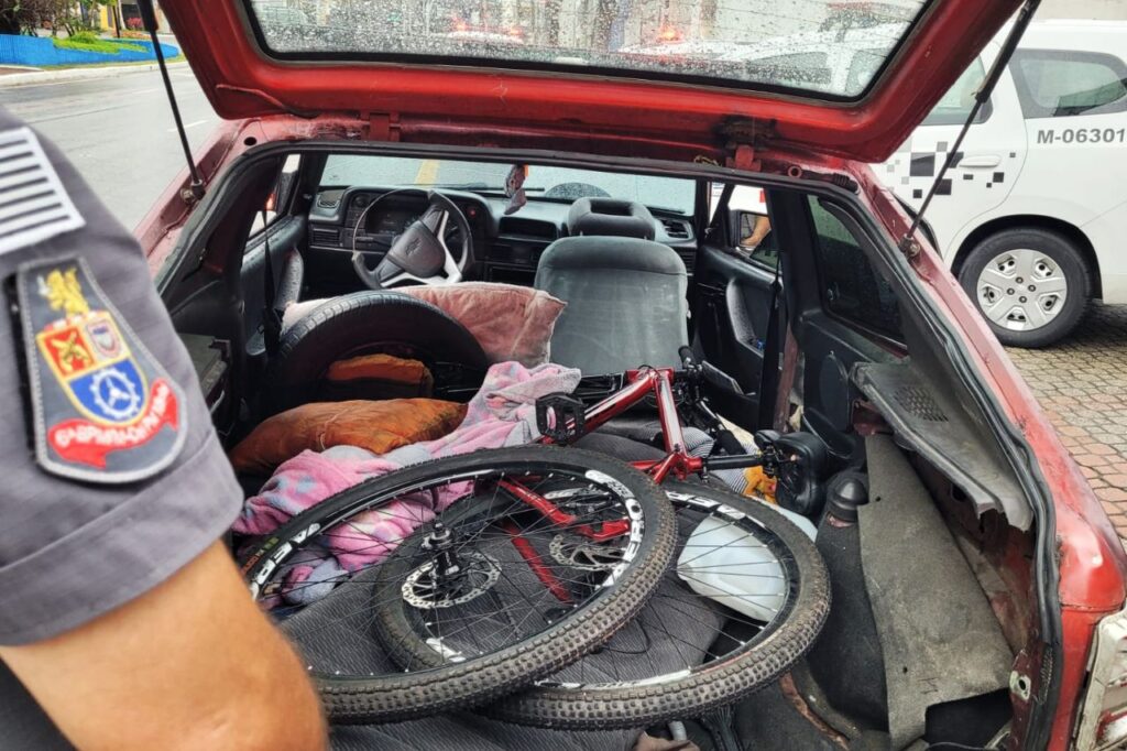 CGE de São Caetano emite alerta para as Forças de Segurança e PM recupera bike furtada no Bairro Cerâmica 1 CGE de São Caetano emite alerta para as Forças de Segurança e PM recupera bike furtada no Bairro Cerâmica