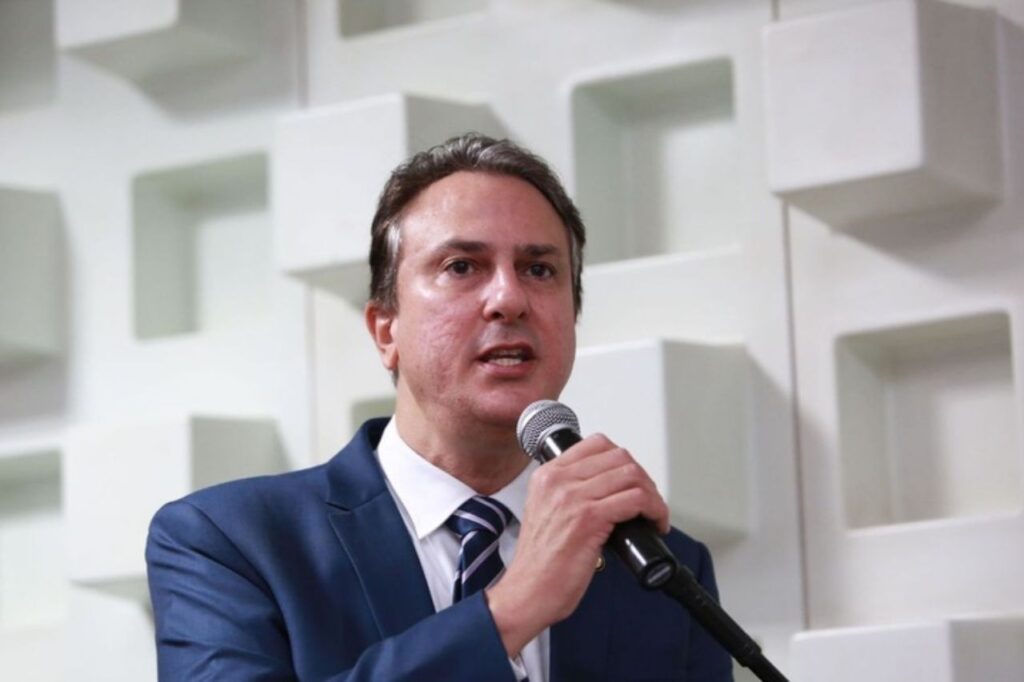 Camilo Santana assume o Ministério da Educação e promete ampliar nacionalmente as escolas em tempo integral 1 Camilo Santana assume o Ministério da Educação e promete ampliar nacionalmente as escolas em tempo integral