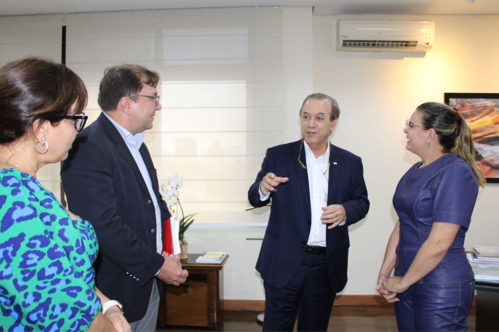 Carla Morando protocola pedido de reforma do Hospital Estadual Mário Covas 1 Carla Morando protocola pedido de reforma do Hospital Estadual Mário Covas