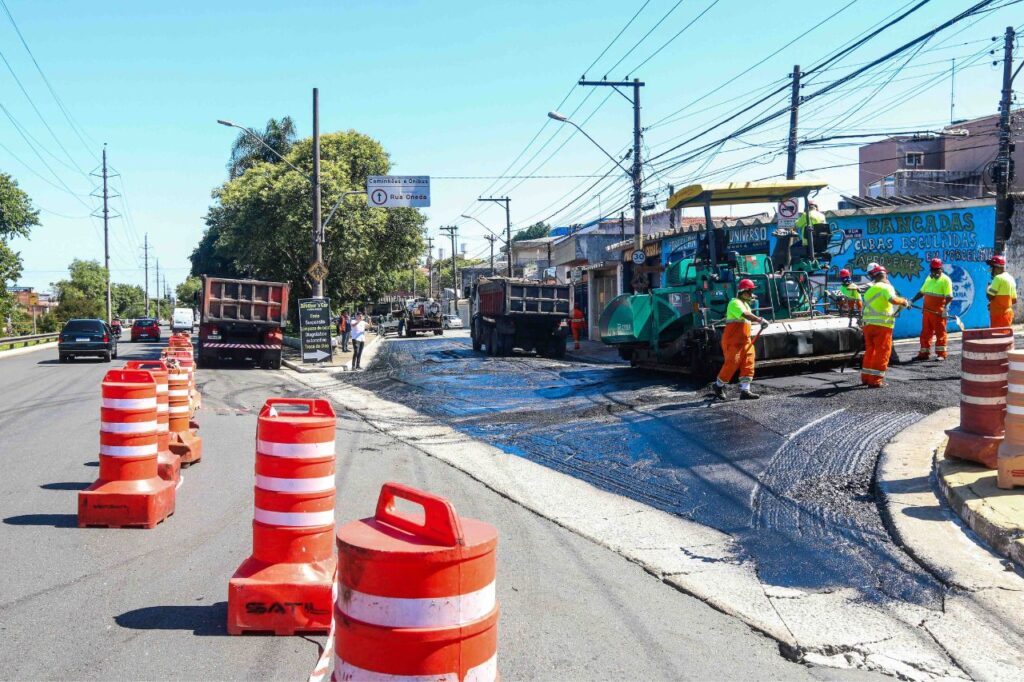 Em São Bernardo, obras de recapeamento da Av. Robert Kennedy e Ponte Estaiada entram em nova fase 2 Em São Bernardo, obras de recapeamento da Av. Robert Kennedy e Ponte Estaiada entram em nova fase