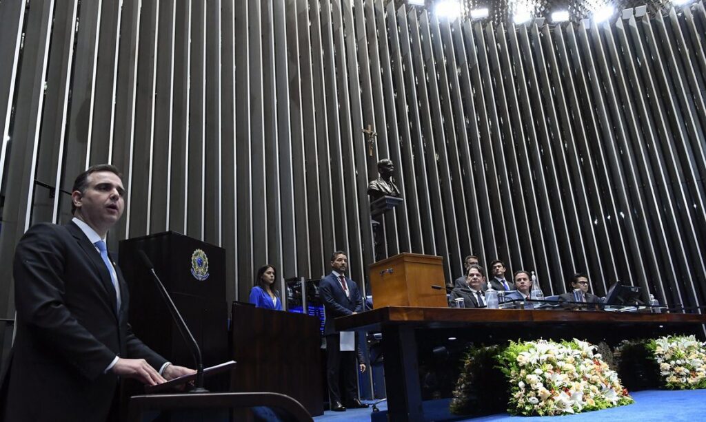 Rodrigo Pacheco é reeleito presidente do Senado 1 Rodrigo Pacheco é reeleito presidente do Senado