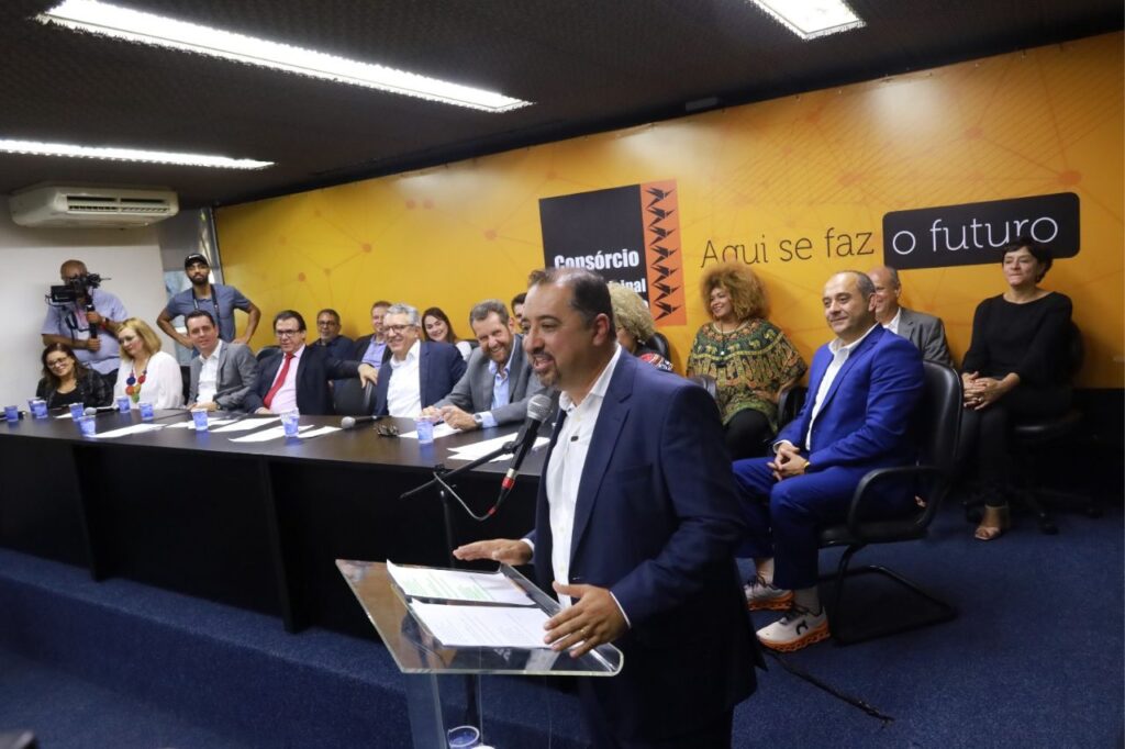 Marcelo Oliveira toma posse como presidente do Consórcio ABC 1 Marcelo Oliveira toma posse como presidente do Consórcio ABC