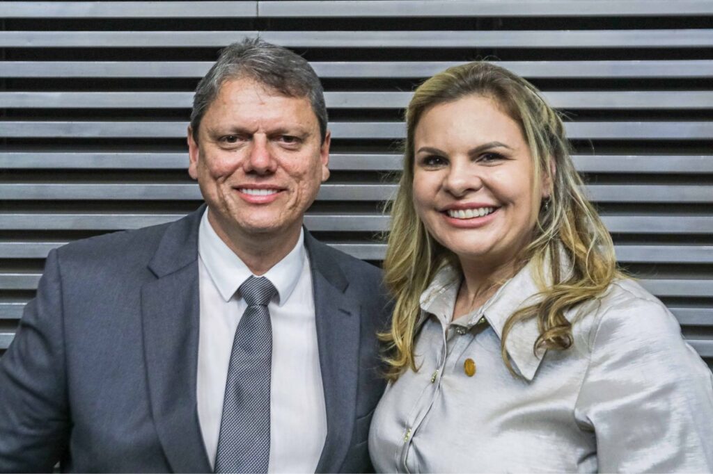 Carla Morando toma posse para segundo mandato como Deputada Estadual 1 Carla Morando toma posse para segundo mandato como Deputada Estadual