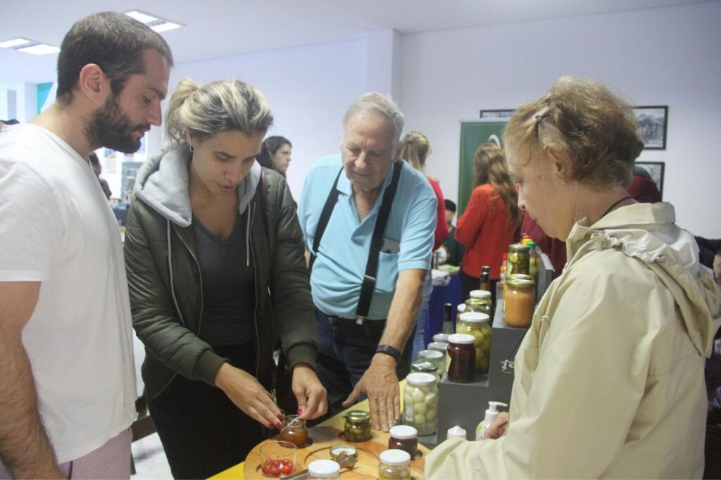 Feira Vegana do ABC acontece domingo em Santo André e recebe ração para animais acolhidos por ONGs 1 Feira Vegana do ABC acontece domingo em Santo André (SP) e recebe ração para animais acolhidos por ONGs