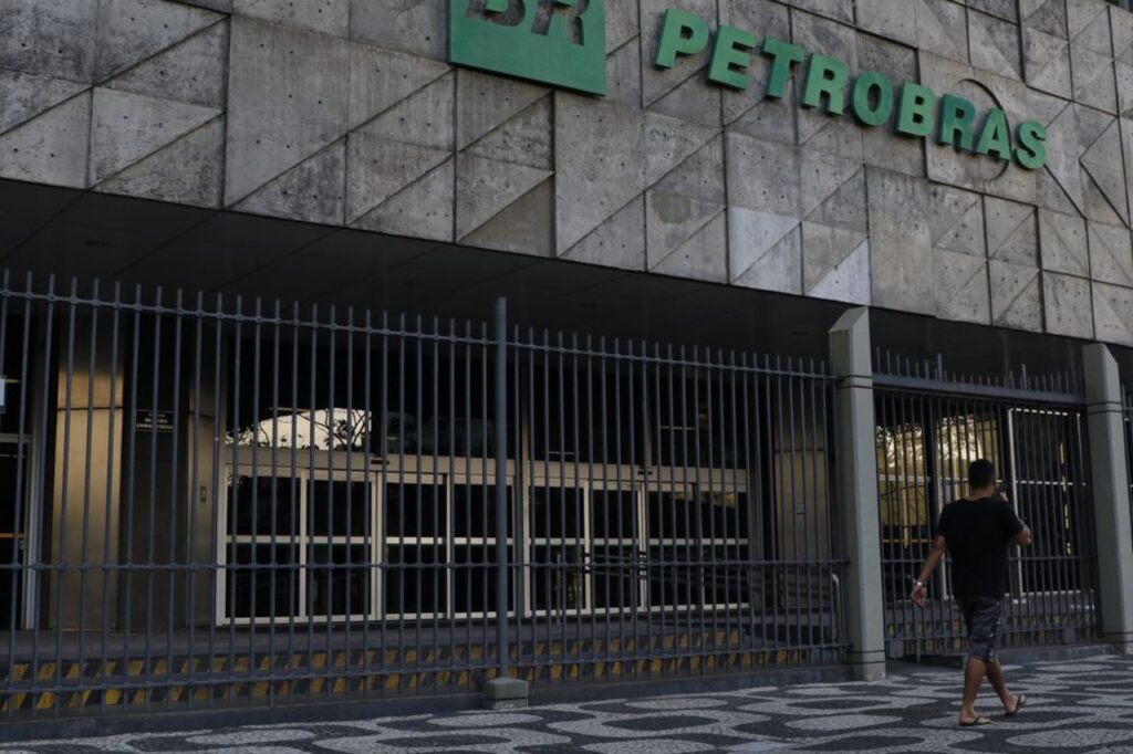 Governo pede suspensão da venda de ativos da Petrobras por 90 dias 1 Governo pede suspensão da venda de ativos da Petrobras por 90 dias