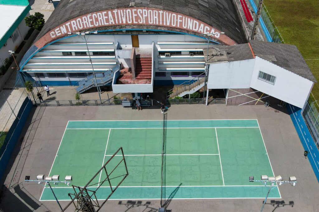 Prefeitura de São Caetano abre inscrições para nova escola de tênis de campo no Bairro Fundação