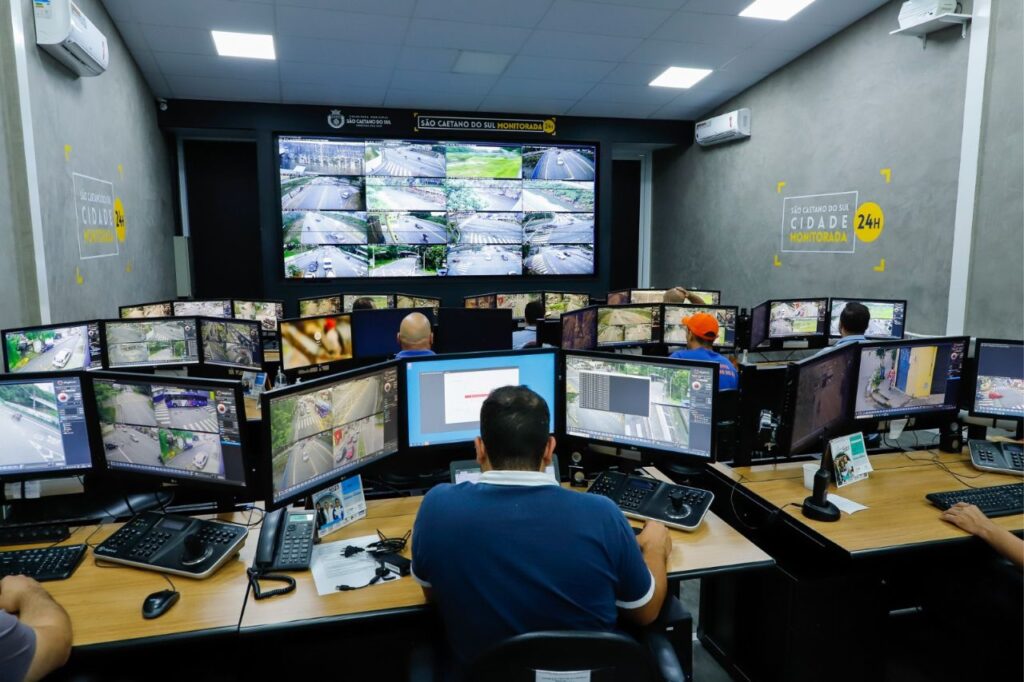 São Caetano inaugura sistema de sirenes e alertas de chuvas em tempo real