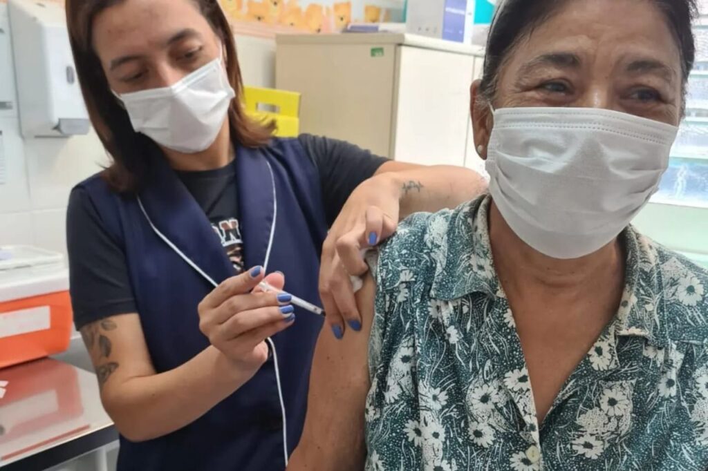 Saúde de Ribeirão Pires ultrapassa 2 mil doses aplicadas da Pfizer bivalente 1 Saúde de Ribeirão Pires ultrapassa 2 mil doses aplicadas da Pfizer bivalente