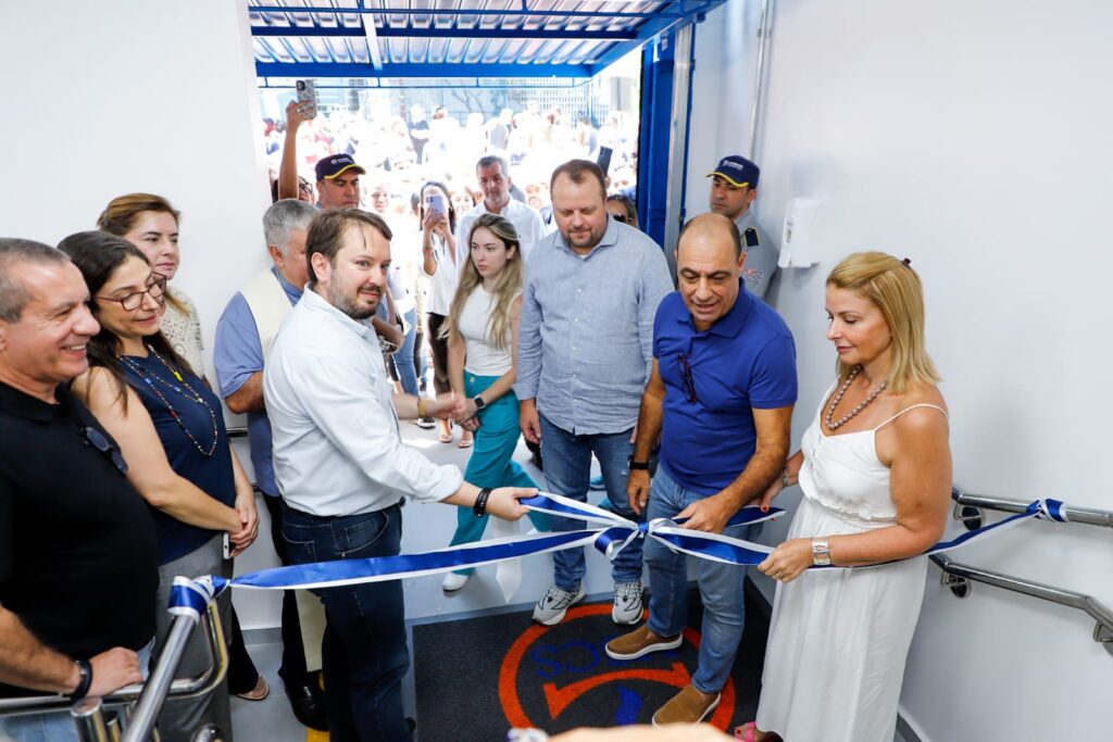 Auricchio inaugura o primeiro hospital veterinário público do ABC