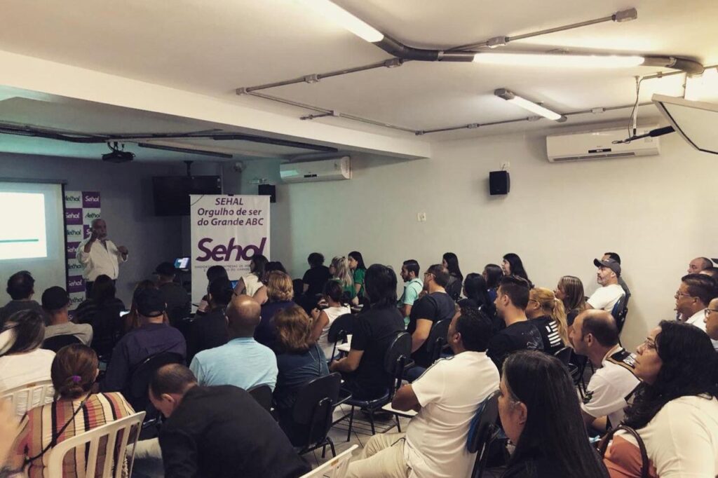 Sehal realiza nova edição de workshop contra assédio e estupro nos bares e restaurantes