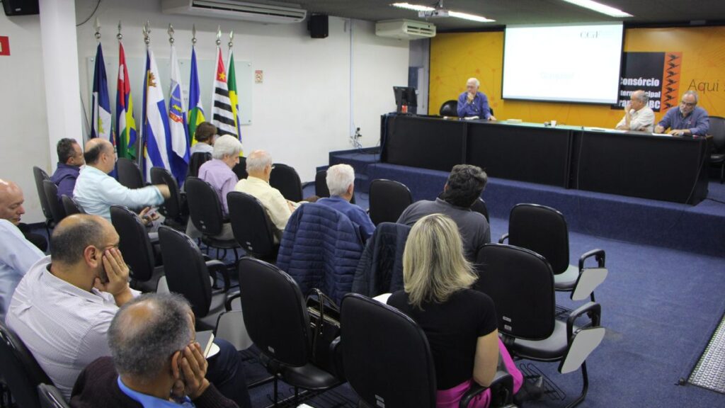 Consórcio ABC recebe ex-ministro Nelson Machado para debater reforma tributária 1 Consórcio ABC recebe ex-ministro Nelson Machado para debater reforma tributária