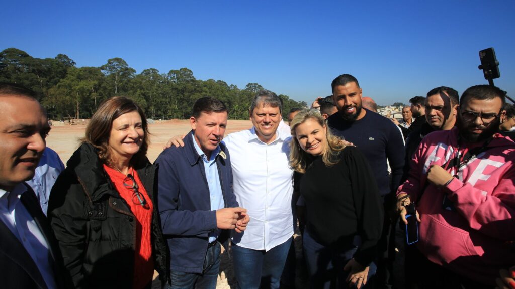 Em agenda no ABC, Tarcísio de Freitas vistoria Parque da Cidadania e anuncia R$ 150 milhões na saúde de São Bernardo 2 Em agenda no ABC, Tarcísio de Freitas vistoria Parque da Cidadania e anuncia R$ 150 milhões na saúde de São Bernardo